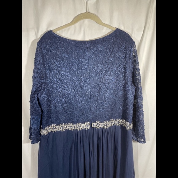 NEW Alex Evenings [ PLUS 18W‎ ] V-Neck Lace Embellished Waist Gown - Picture 11 of 15